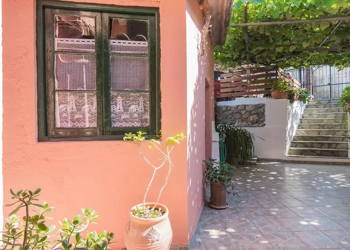 Casa vacanze Tzeris House