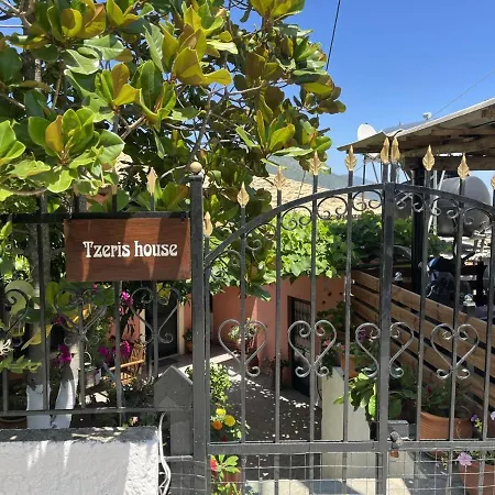 Tzeris House Σπίτι διακοπών *