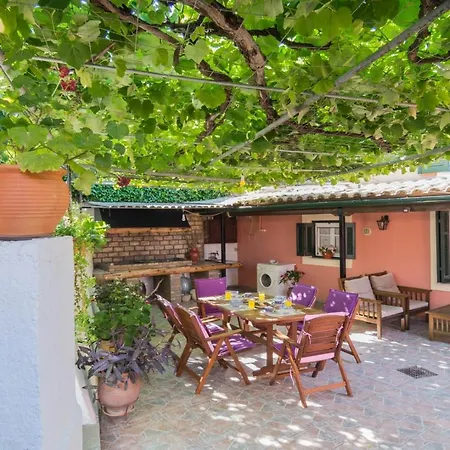 Σπίτι διακοπών Tzeris House Δουκάδες